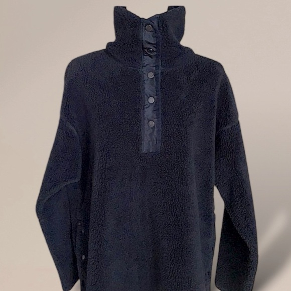 Ralph Lauren’s CHAPS Black Thick Pile Teddy Bear Fleece Pullover Size Large - Picture 1 of 10